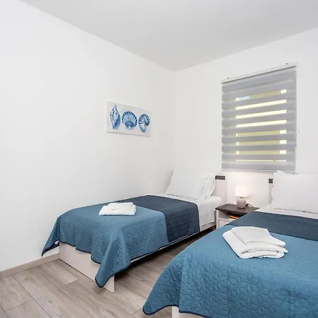 Kvarner Bay 4* - 1 & 3 Apartment *