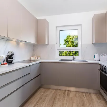 Kvarner Bay 4* - 1 & 3