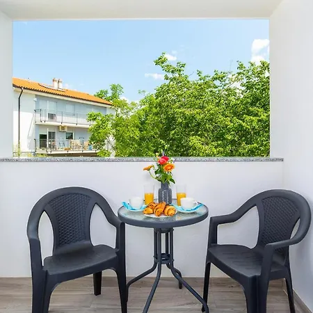 아파트 Kvarner Bay 4* - 1 & 3 리예카