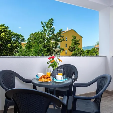 Kvarner Bay 4* - 1 & 3 리예카