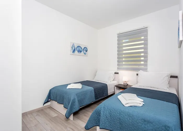Kvarner Bay 4* - 1 & 3 Апартаменты *